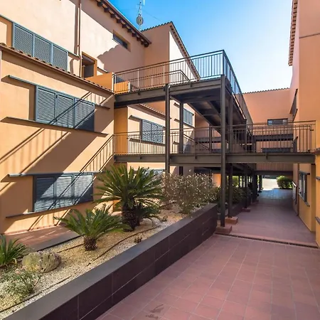 Costabravaforrent Residencial Albóns